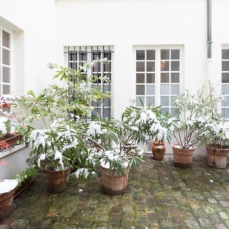 Charming Appartment In Le Marais Paris Exterior photo